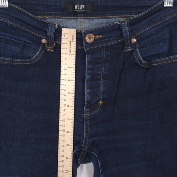 NEUW IGGY Jeans Women's 30x24 Crop Skinny Button Fly (Altered) - Picture 4 of 12